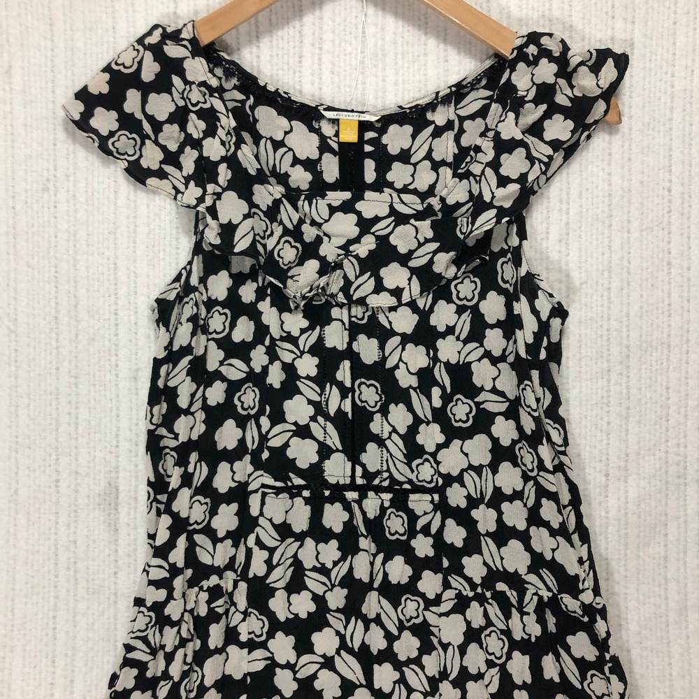 Leifsdottir Floral Print Ruffle‎ Sleeveless Blouse Black White Size S
